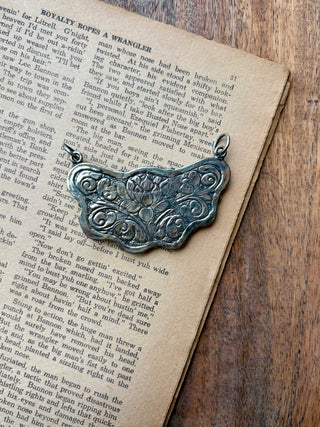 The Spring Night Pendant
