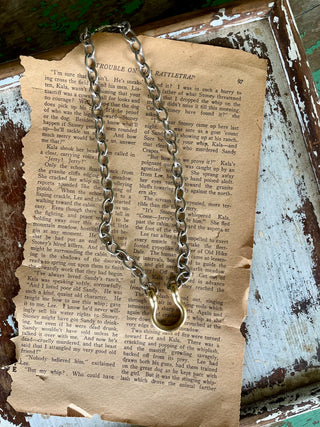 The Saddle Link Necklace