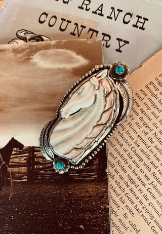 The Dakota Pendant image 0