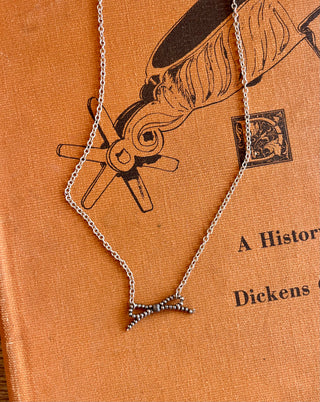 Bow Necklace