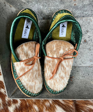 Metallic Cowhide Muleys (Size 8)