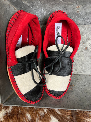 Red Zebra Broncy Donkey Mulleys (size 7)