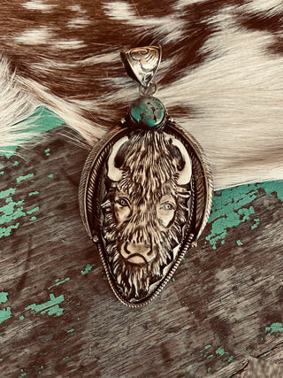 The Turquoise Horn Pendant