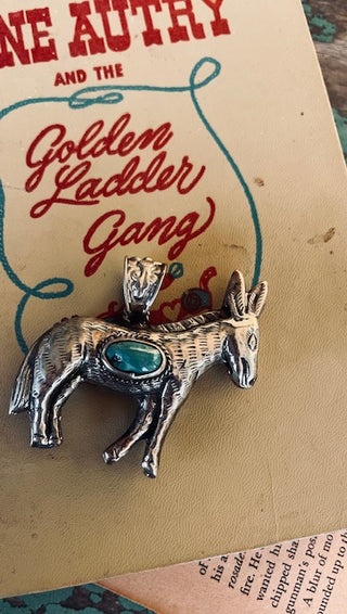 The Desert Wanderer Pendant image 0