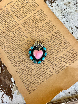 The Queen of Hearts Pendant