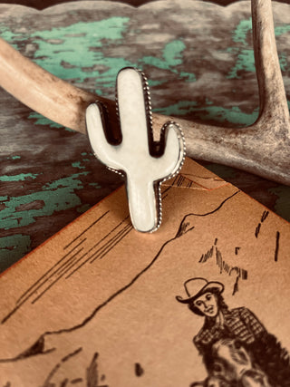 The White Cactus Ring