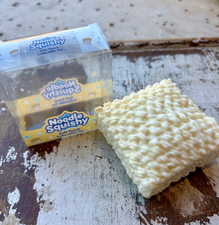 Crunchy Noodle Squishy
