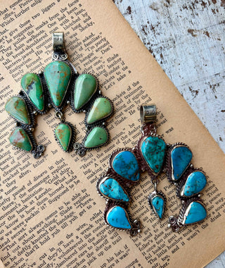 The Naja Pendant